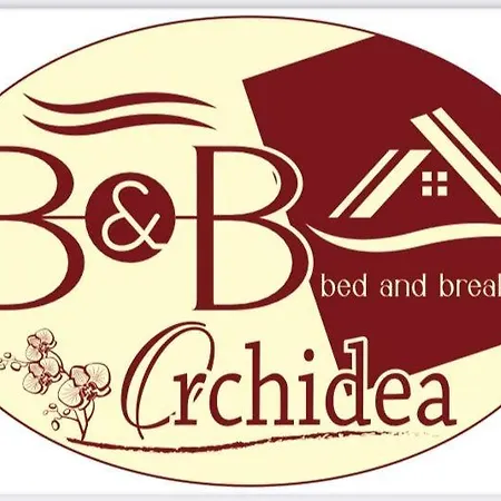 Orchidea ベッド・アンド・ブレックファスト 3*